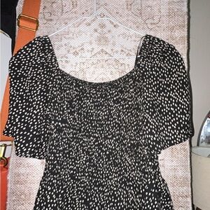 URBAN Romantics monochrome patterned top